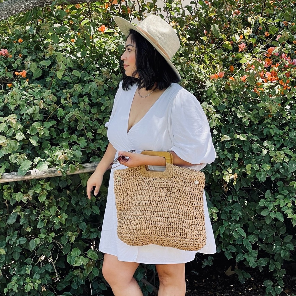 Wood Handle Straw Bag